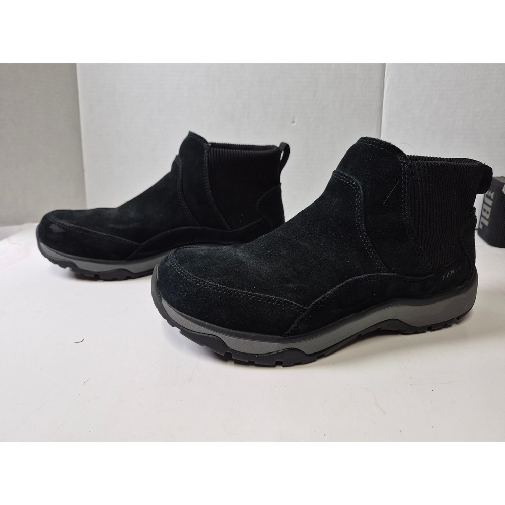 LL Bean Snow Sneaker Pull on Ankle Boot Waterproof Suede womens 9.5 Black EUC